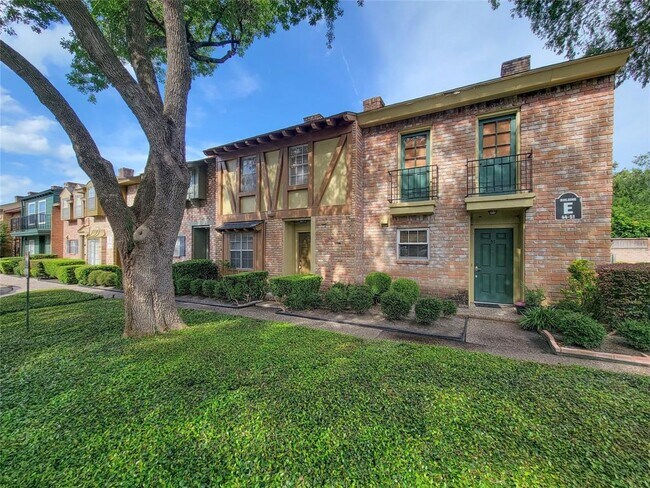 14333 Memorial Dr in Houston, TX - Building Photo - Building Photo