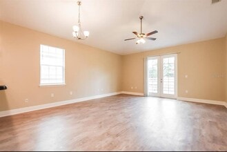 527 Hibiscus Cove Dr in Orlando, FL - Building Photo - Building Photo