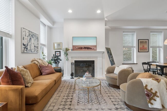 1667 N Bissell St in Chicago, IL - Building Photo - Building Photo