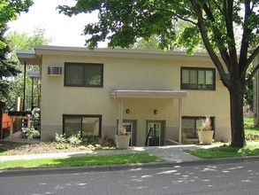 1006 Randolph Ave in St. Paul, MN - Building Photo - Primary Photo