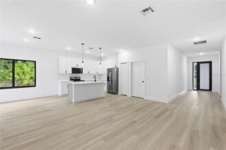 3537 Enid Ln in North Port, FL - Building Photo - Building Photo