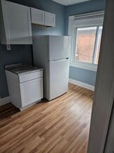 2417 W Grand St in Detroit, MI - Building Photo - Building Photo