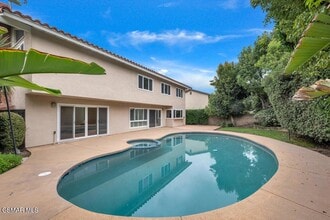 1374 Breckford Ct in Westlake Village, CA - Building Photo - Building Photo