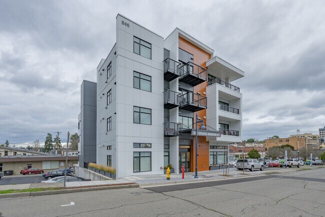 Bill Mahan Apartments