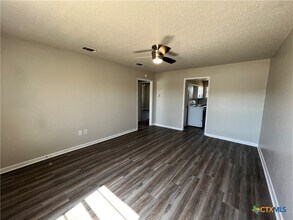 305 N 7th St in Copperas Cove, TX - Building Photo - Building Photo