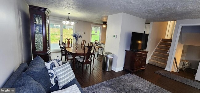 4 Big Stone Ct in Catonsville, MD - Building Photo - Building Photo