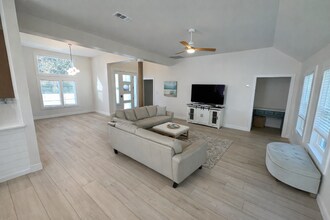 178 Pelican Bay Dr in Panama City, FL - Building Photo - Building Photo