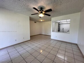 2675 W 66th St in Hialeah, FL - Building Photo - Building Photo