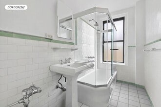 467 Central Prk W in New York, NY - Building Photo - Building Photo