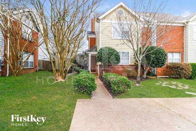 property at 700 Walnut Woods Cove S