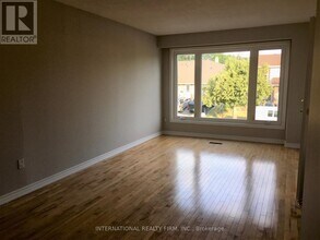 174 Beech St in Brampton, ON - Building Photo - Building Photo