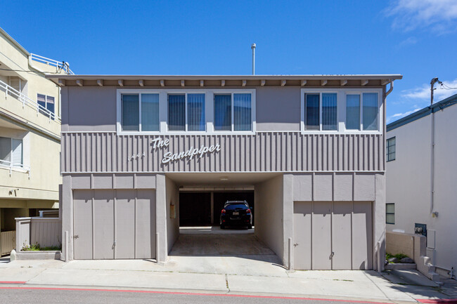 1444 Loma Dr in Hermosa Beach, CA - Foto de edificio - Building Photo