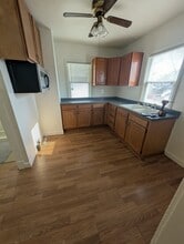 2442 Gibson St in Flint, MI - Building Photo - Building Photo