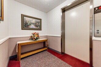3184 S Heather Gardens Way in Aurora, CO - Building Photo - Building Photo