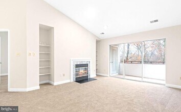 13601 Sir Thomas Way-Unit -42 in Silver Spring, MD - Building Photo - Building Photo