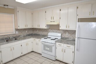 2737 S Wallace Dr in Montgomery, AL - Building Photo - Building Photo