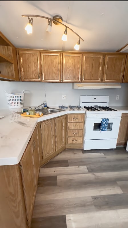 26 Village Ct in Mediapolis, IA - Building Photo - Building Photo