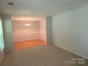 1301 Rock Point Rd in Charlotte, NC - Building Photo - Building Photo