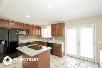 2644 E 97th Ave in Thornton, CO - Foto de edificio - Building Photo