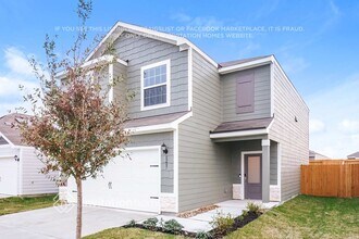 8207 Blooming Meadow Ln in Houston, TX - Foto de edificio - Building Photo