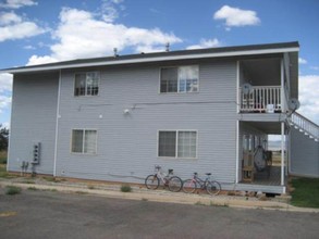 719 N 50 W in Parowan, UT - Foto de edificio - Building Photo