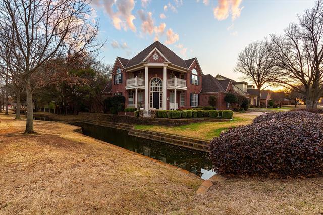 2405 Danbury Dr in Colleyville, TX - Building Photo