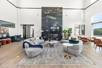 Blackwell Living in Lee's Summit, MO - Building Photo - Building Photo