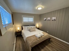 8220 W Hwy 24, Unit Apt 4 in Cascade, CO - Building Photo - Building Photo