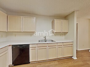 438 Terra Cotta in San Antonio, TX - Building Photo - Building Photo