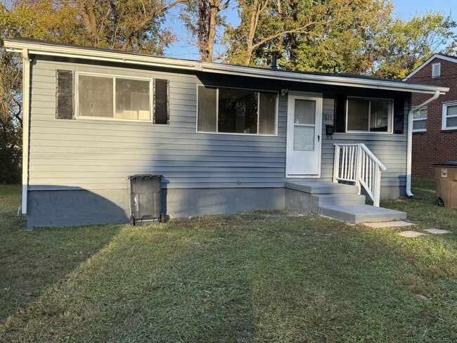 property at 1624 Alice Ave