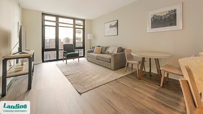 2 M St NE in Washington, DC - Building Photo - Building Photo