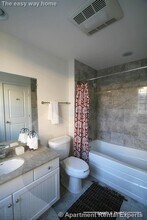 110 Second St Unit #105, Unit #105 in Cambridge, MA - Foto de edificio - Building Photo