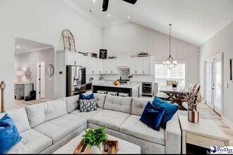 4008 W Eagle St in Florence, SC - Building Photo - Building Photo