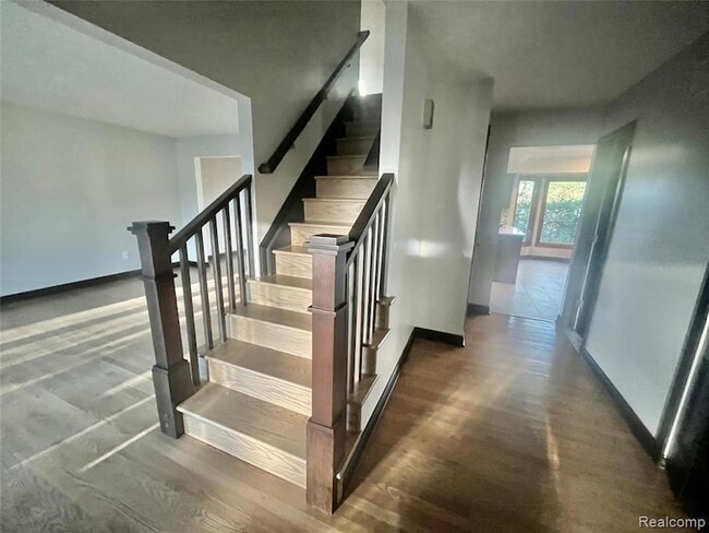 5160 Orchard Crest in Troy, MI - Building Photo - Building Photo