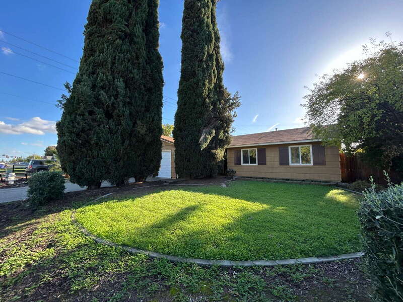 2170 McGregor Dr in Rancho Cordova, CA - Building Photo