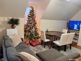 28 7th St in Stamford, CT - Building Photo