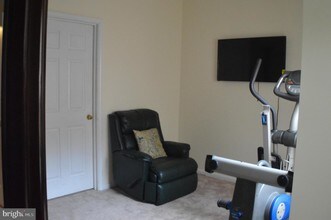 8911 Town Center Cir-Unit -4-303 in Upper Marlboro, MD - Building Photo - Building Photo