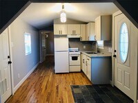 734 McDaniel St photo'