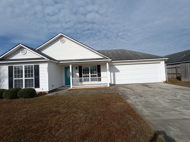 property at 1437 Hesperia Cir