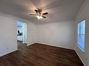 12720 Waynespur Ln in Elgin, TX - Building Photo - Building Photo