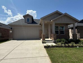 623 Sormonne Lp in Kyle, TX - Building Photo - Building Photo
