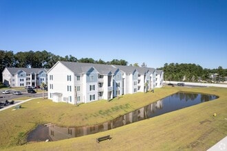 Pointe Grand Savannah in Port Wentworth, GA - Foto de edificio - Building Photo