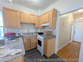 392 Washington St, Unit #2 in Somerville, MA - Building Photo - Building Photo
