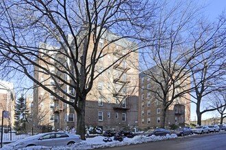 144-41 Sanford Ave in Flushing, NY - Building Photo - Building Photo