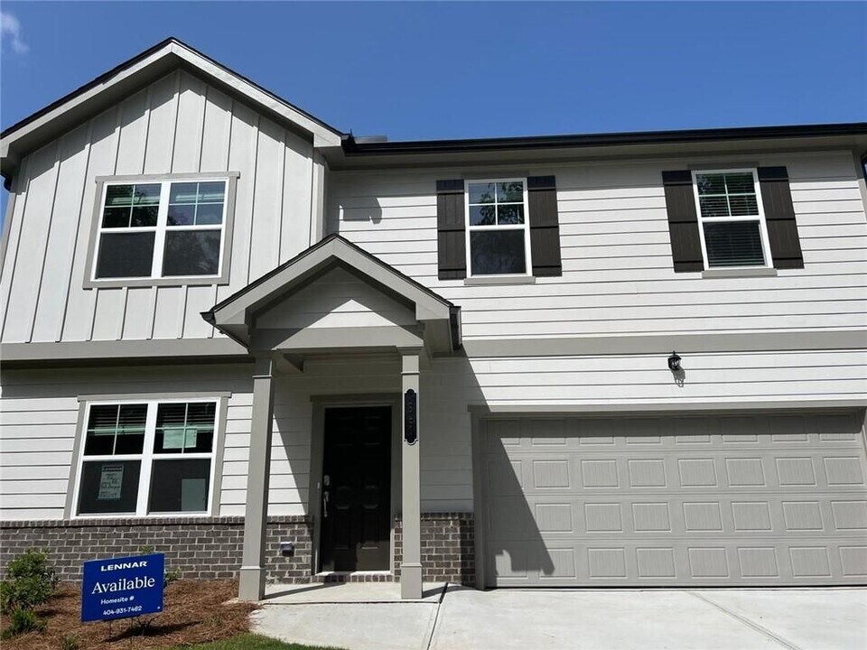 66 Red Dragon Dr in Jefferson, GA - Foto de edificio