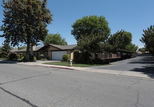 Music Ave. Apartments in Clovis, CA - Building Photo - Building Photo