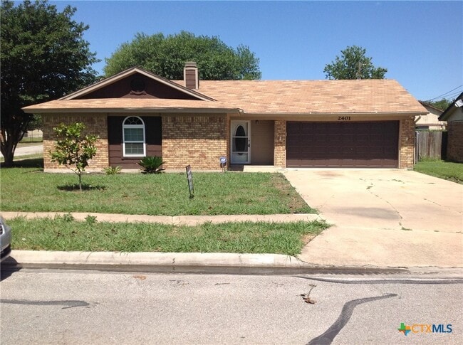 property at 2401 Ridglea Ct