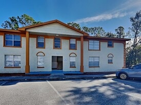 1717 Michigan Ave in Kissimmee, FL - Building Photo