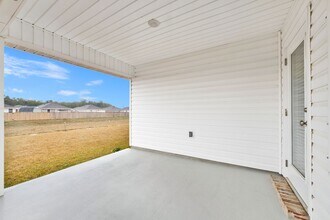 6304 Firefly Dr in Milton, FL - Building Photo - Building Photo