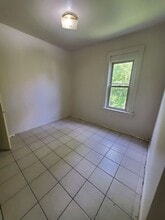 608-610-610 W Burleigh St in Milwaukee, WI - Building Photo - Building Photo